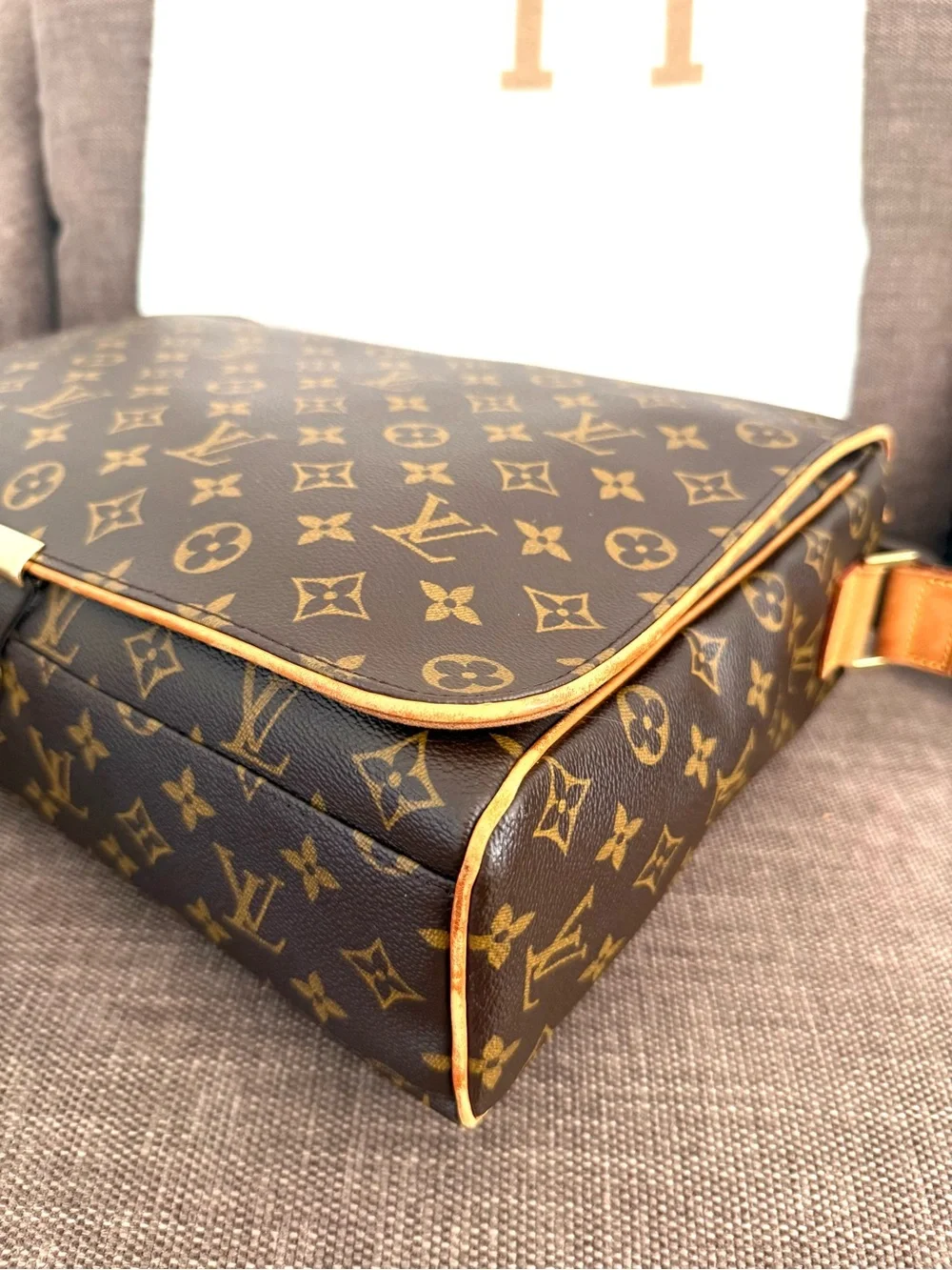 Authentic Louis Vuitton Abbesses Messenger Bag brown monogram canvas M45257 LV